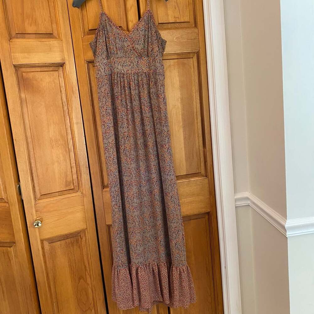 Kensie Maxi Dress Multi Color Floral V-Neck Sleeveless Tiered Ruffle